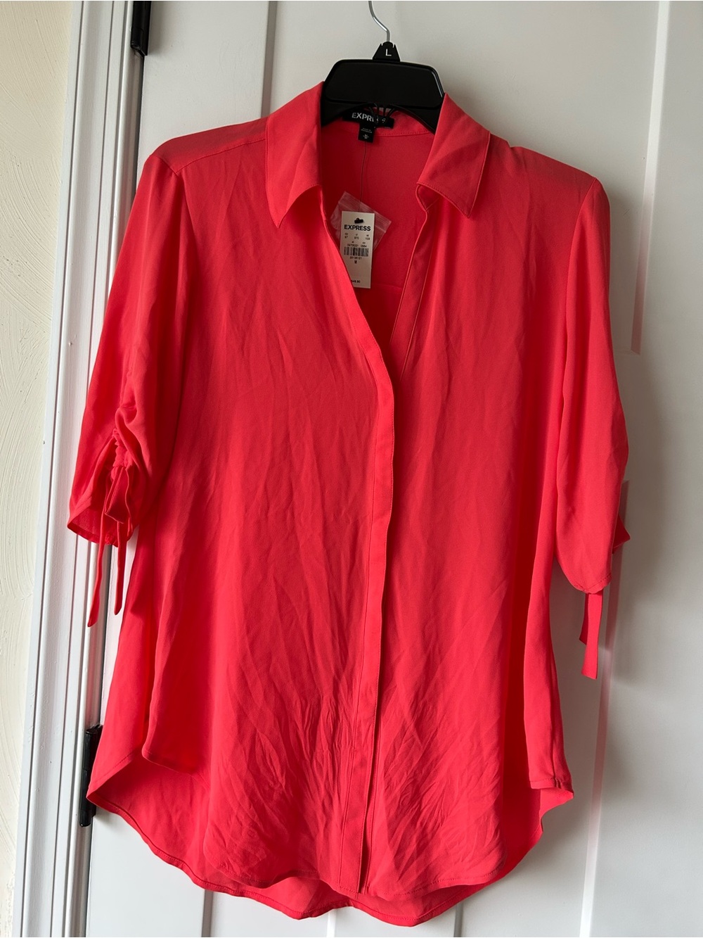 Express Coral Button-Front Tunic Blouse